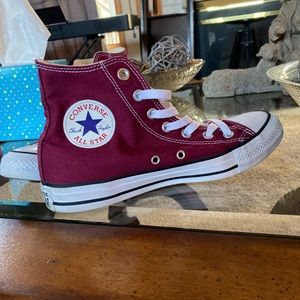 Gently worn Converses!